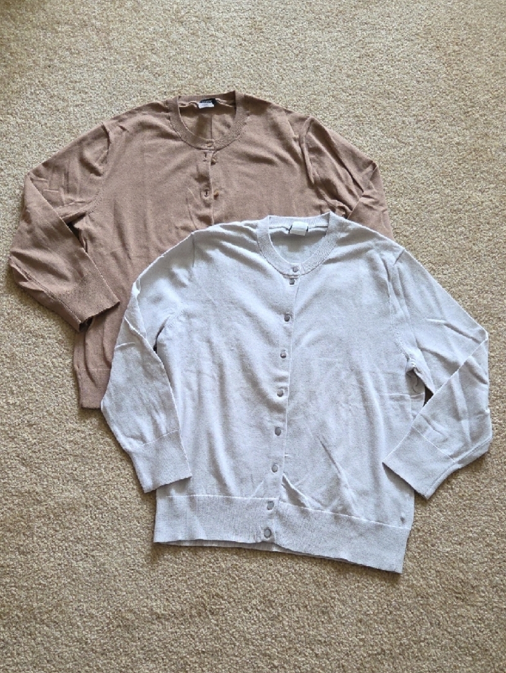J. CREW Cardigans 2 LOT BUNDLE Cream and Tan Crewneck Button 3/4 Sleeve Sz L